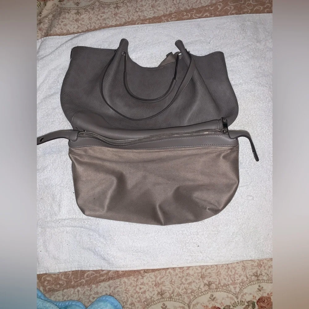 Handbag - Picture 4 of 8